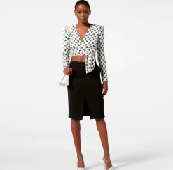 Elisabetta Franchi Camicia Cropped In Georgette Di Viscosa Stampa Logo Con Nodo^ Camicie E Bluse